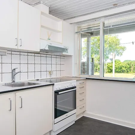 Дом отдыха 4 Person In Sydals