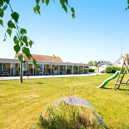 4 Person In Sydals *