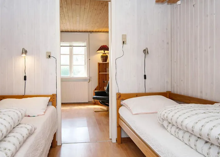 4 Person In Sydals *