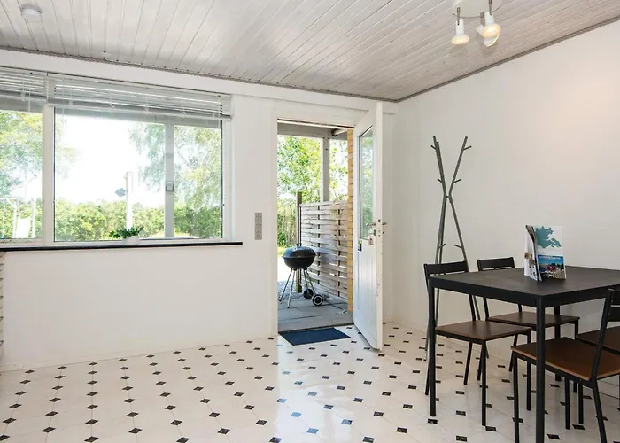 4 Person In Sydals Østerby