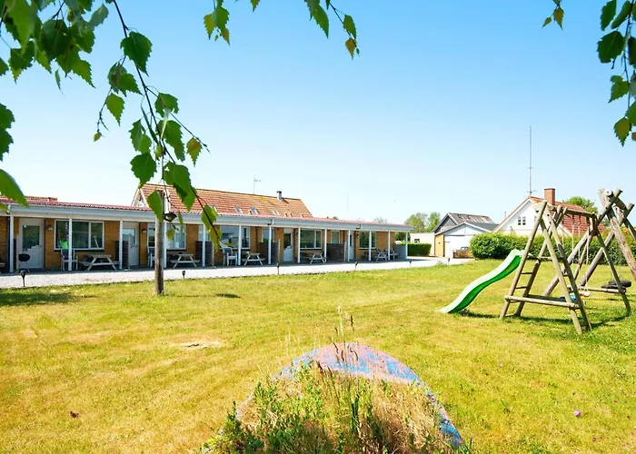 4 Person In Sydals *